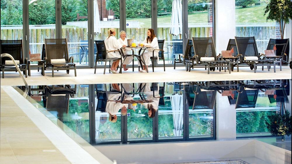 Donnington Valley Hotel, Golf & Spa Newbury  Dış mekan fotoğraf