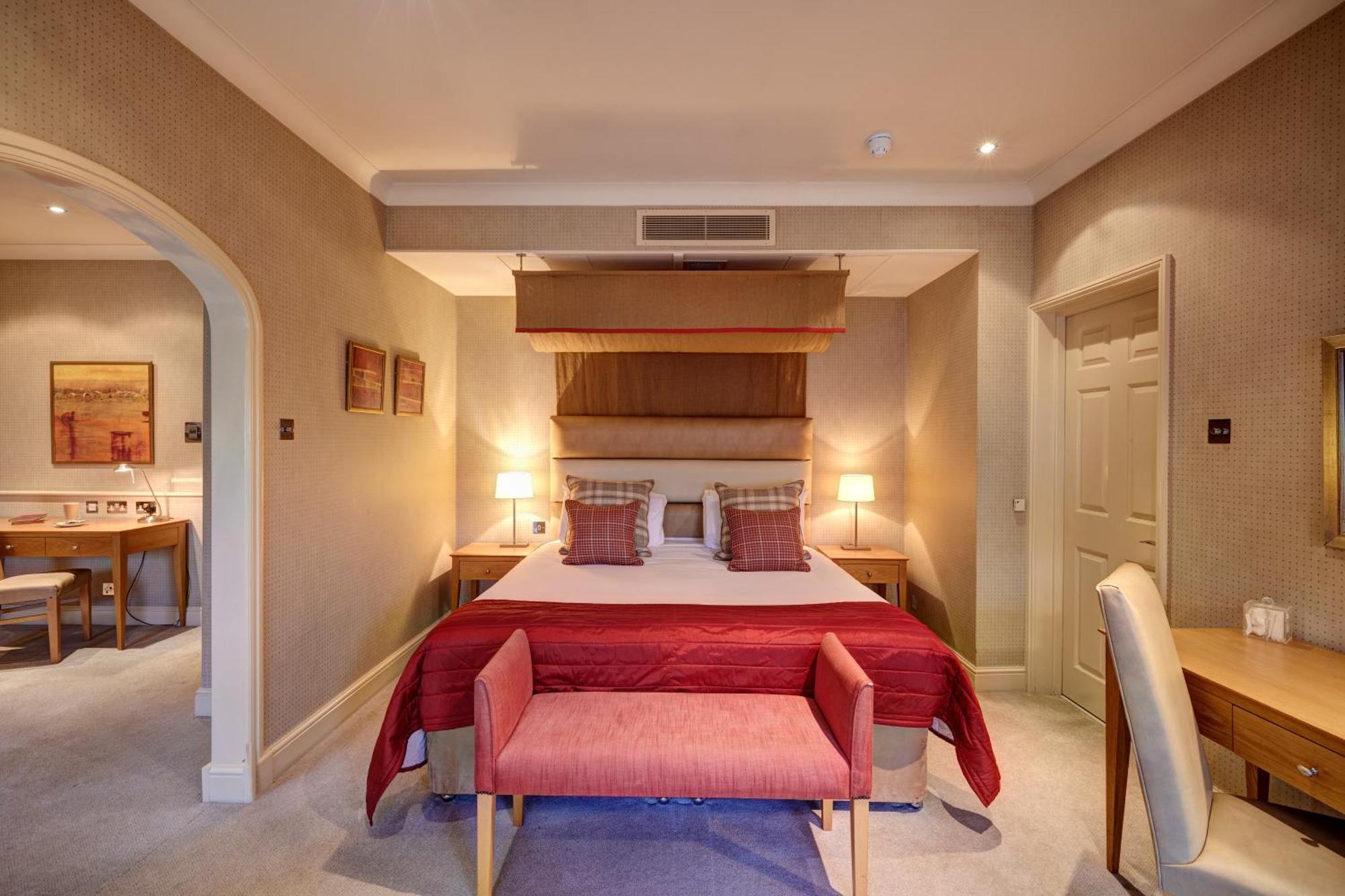 Donnington Valley Hotel, Golf & Spa Newbury  Dış mekan fotoğraf