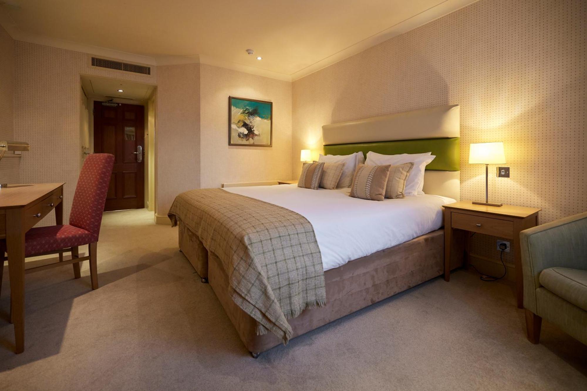 Donnington Valley Hotel, Golf & Spa Newbury  Dış mekan fotoğraf